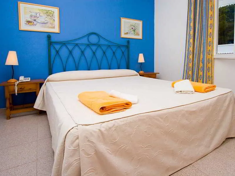 Room, Mar Blava, Menorca