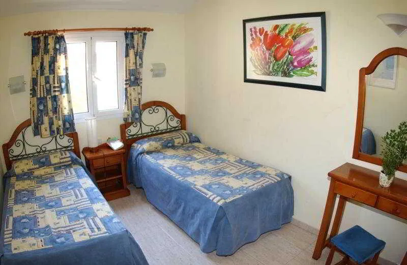 Room, Los Almendros (gay, lesbian & friends), Gran Canaria