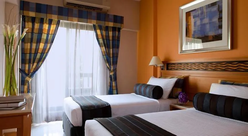 STUDIO STANDARD Room, Golden Sands Hotel Apartments, Dubai