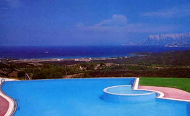 Pool, Luna Lughente, Olbia