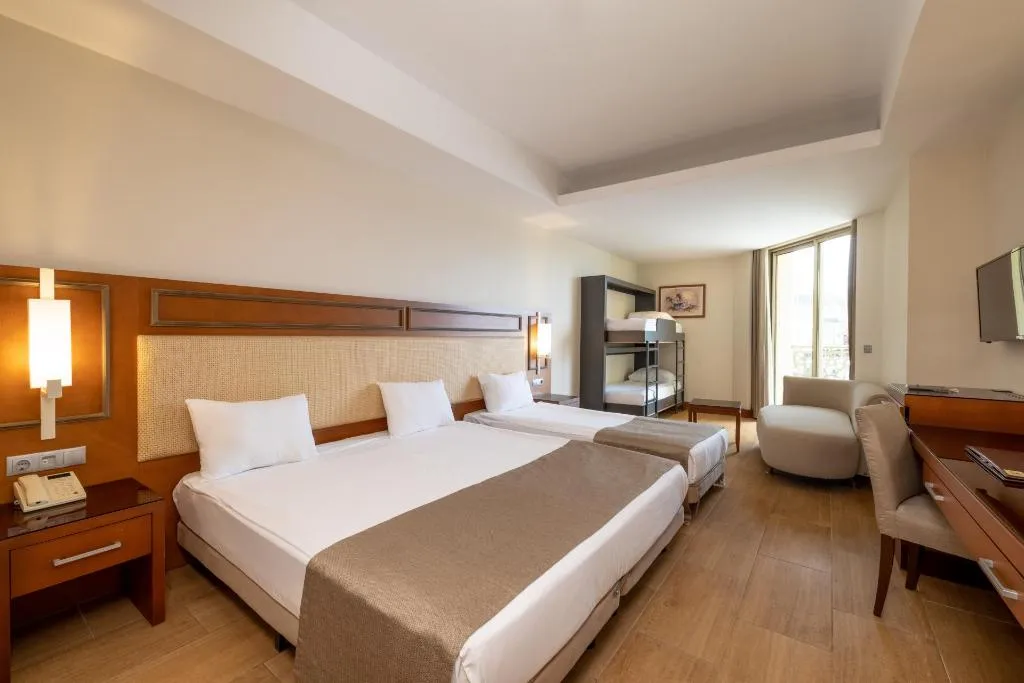 DOUBLE BUNK BED Room, Crystal Prestige Pearl Collection, Antalya