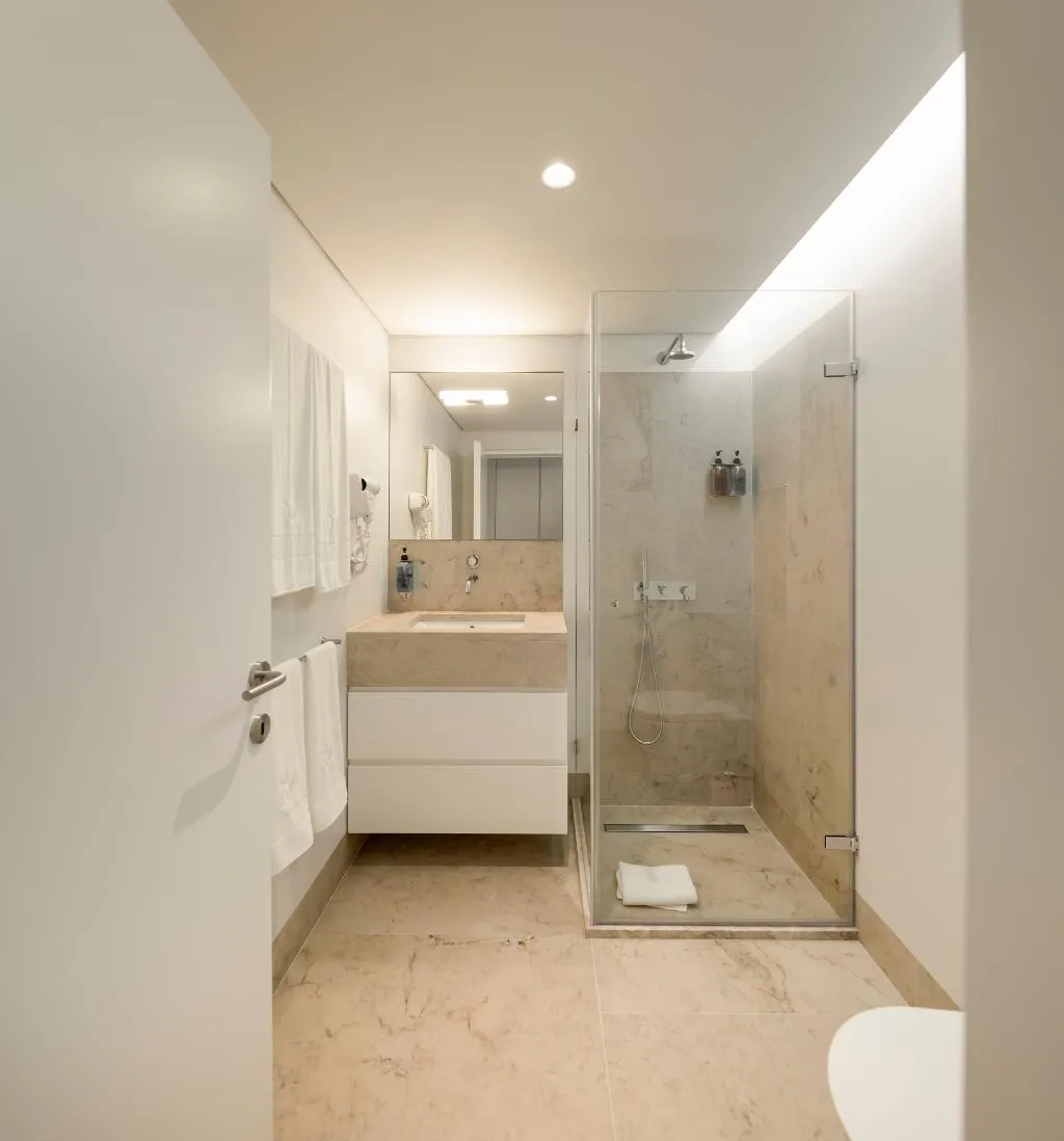STUDIO STANDARD Room, Lisbon Serviced Apartments - Mouraria, Lisbon