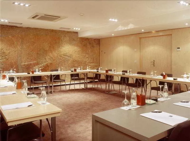Conferences, AC Barcelona Irla, Barcelona