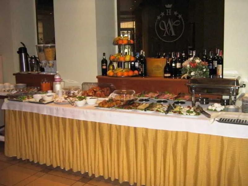 Restaurant, Arvi, Durres