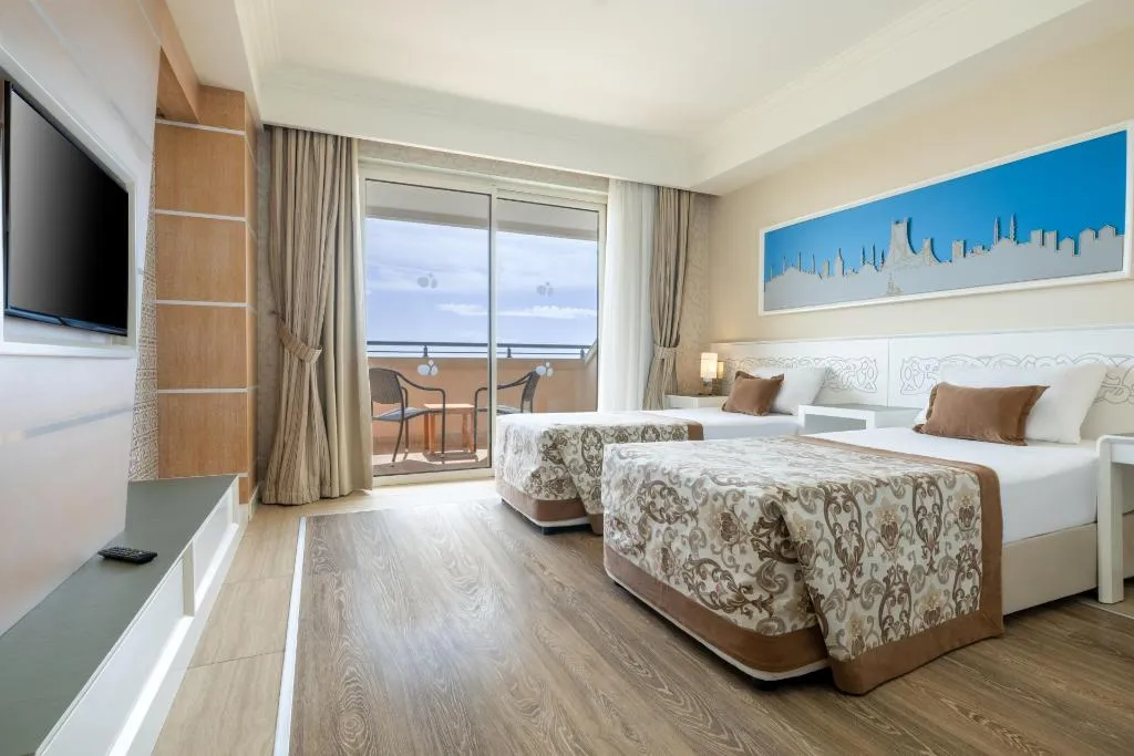 Room, Crystal Sunset Pearl Collection, Antalya