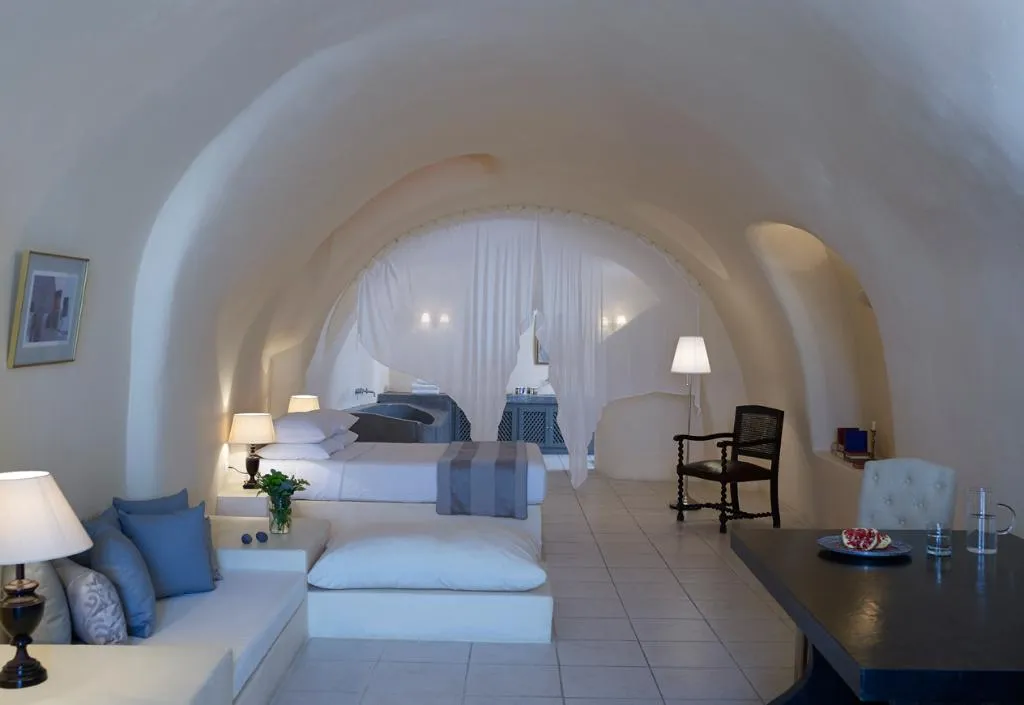 SUITE HONEYMOON Room, Zannos Melathron Hotel By Omilos Hotels, Santorini