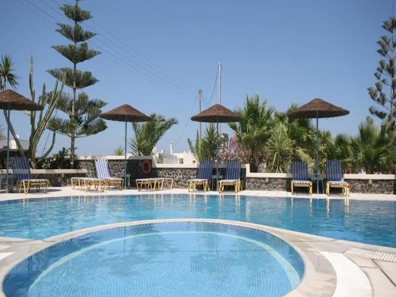 Pool, Castro, Santorini