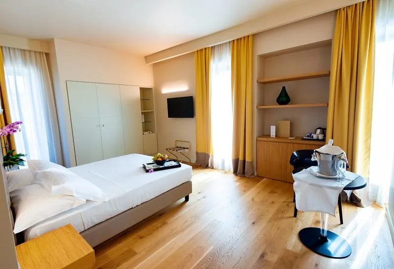 DOUBLE SUPERIOR Room, Hotel Politeama, Palermo