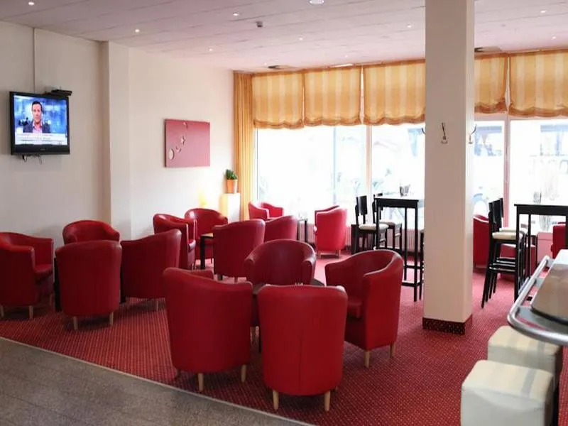 Bar, Premier Inn Berlin City Süd, Berlin