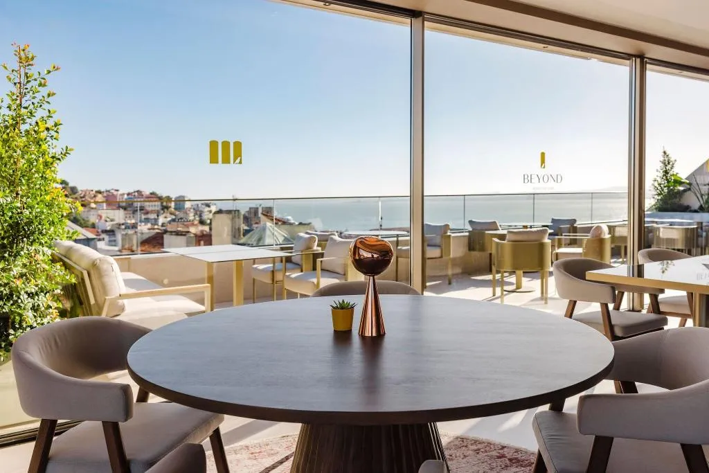Bar, Lisbon Chiado Hotel & Spa, Lisbon