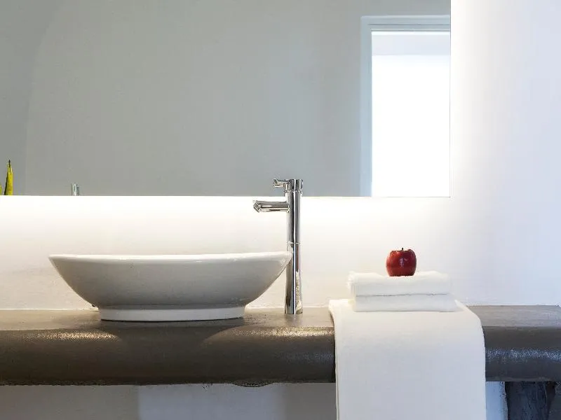 SUITE SUPERIOR SEA VIEW Room, Katikies Chromata Santorini - The Leading Hotels, Santorini