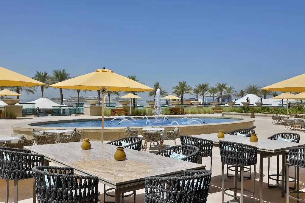 Pool, Hilton Dubai Palm Jumeirah, Dubai
