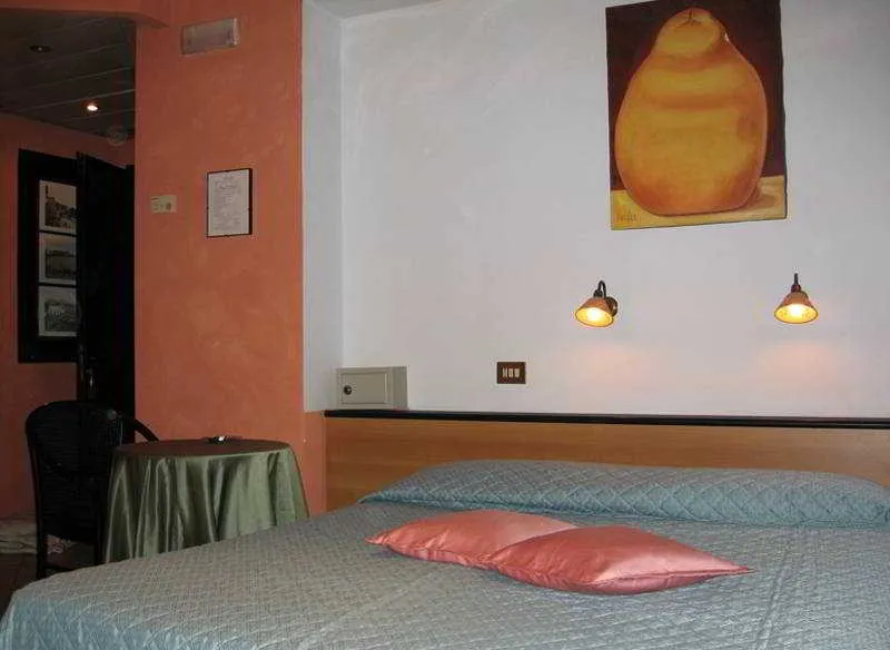 Room, Executive, Rome