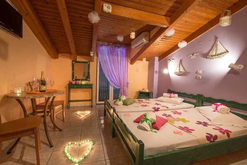 Room, Two Brothers Studios & Apts, Zante