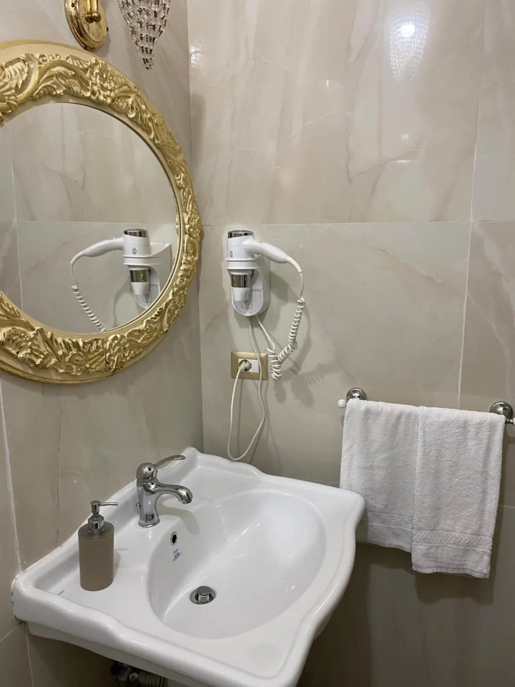 DOUBLE STANDARD Room, Guesthouse Maria Francesca, Naples