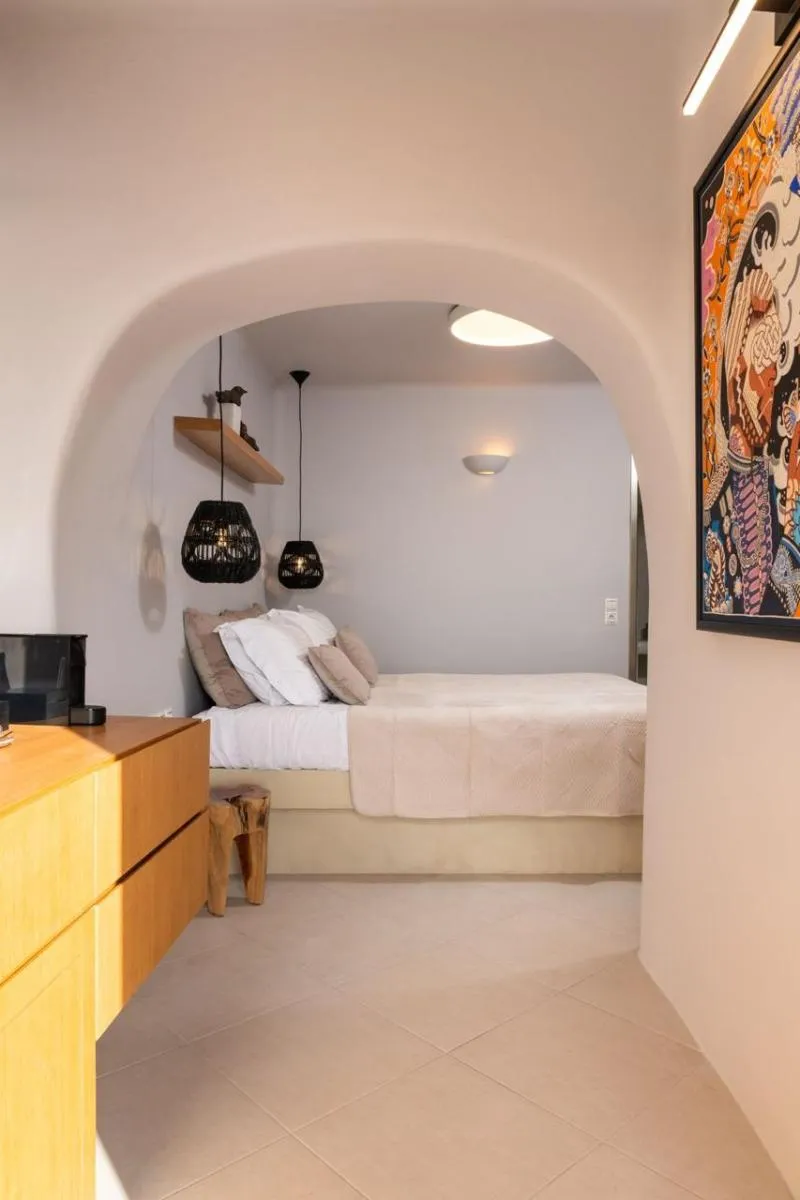 SUITE STANDARD Room, Sun Rocks Boutique Hotel | Caldera View Suites, Santorini