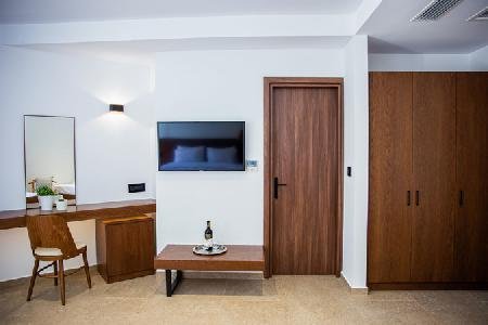 JL Hotel, Malta