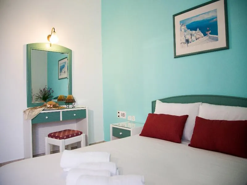 APARTMENT CAPACITY 3 Room, Theoni Apartments, Crete