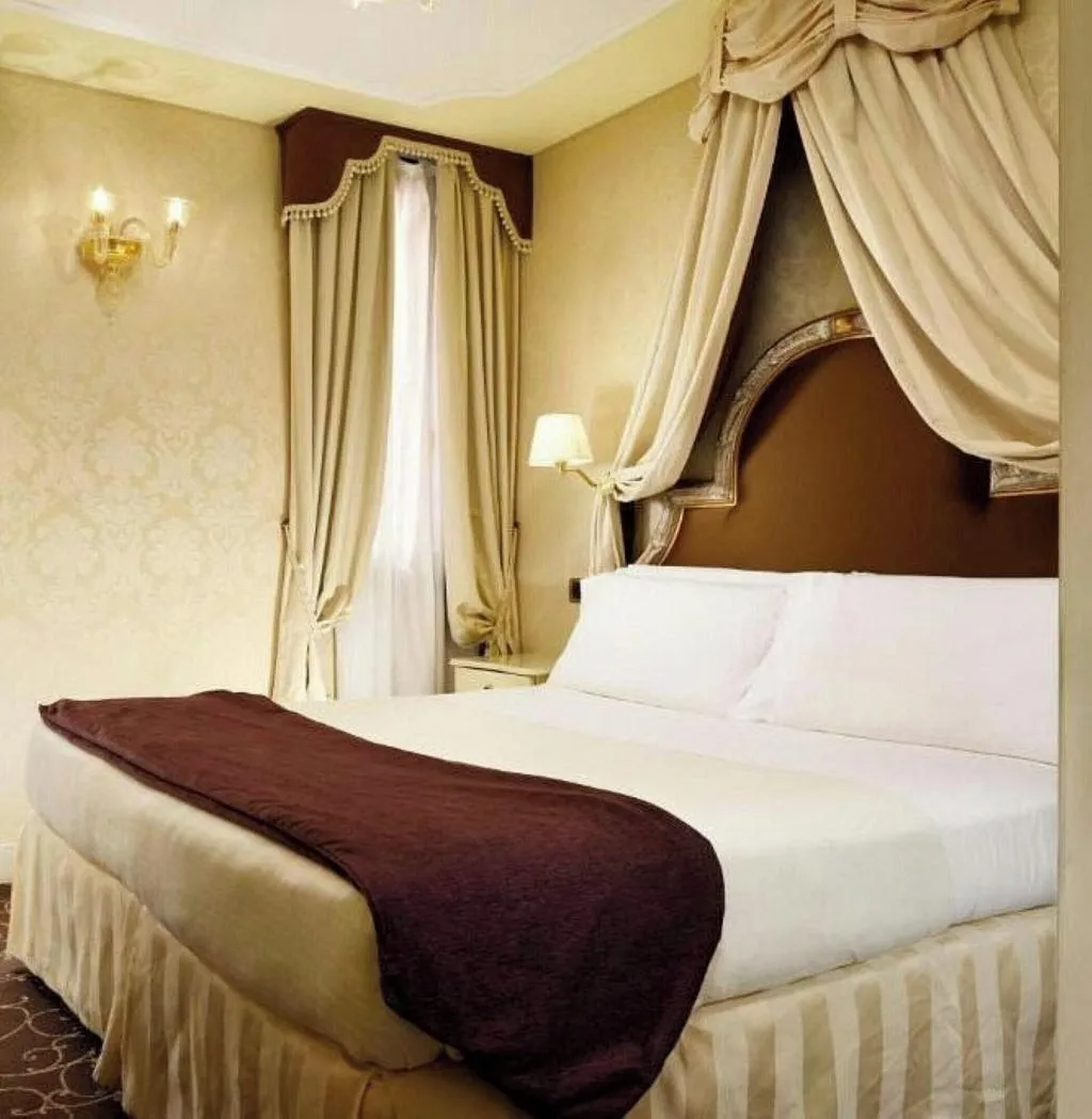Room, Residenza Venezia By Gruppo Una, Venice