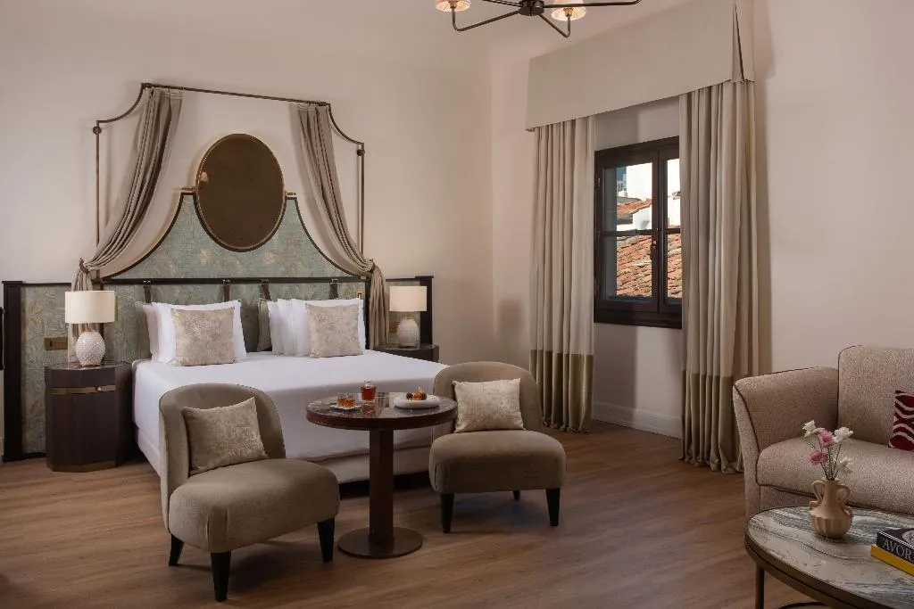 JUNIOR SUITE STANDARD Room, Porta Rossa Hotel Firenze Colbert Collection, Florence