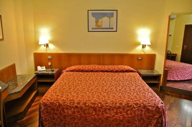 DOUBLE STANDARD Room, Hotel Vecchia Milano, Milan