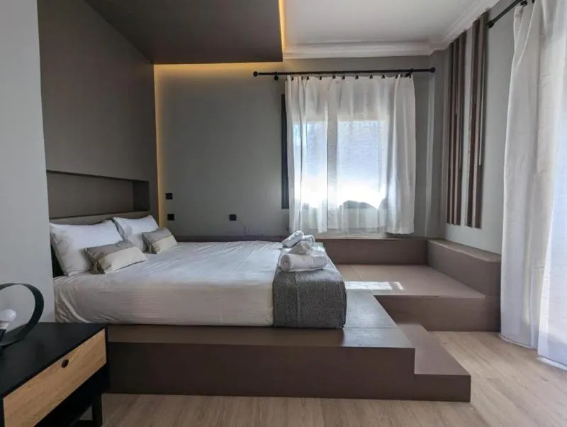 APARTMENT DELUXE TWO BEDROOM Room, Be My Guest Athens, Athens