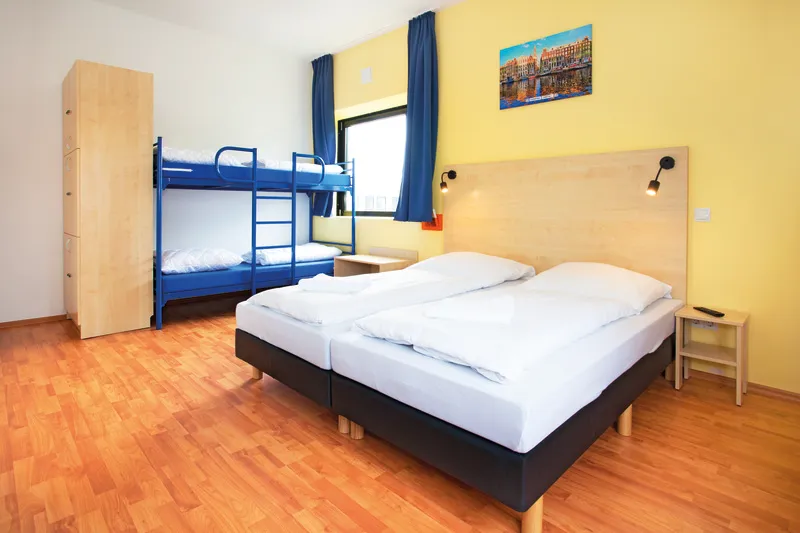 TRIPLE STANDARD Room, a&o Amsterdam Zuidoost, Amsterdam