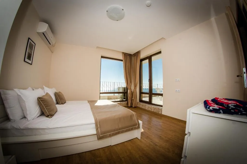 APARTMENT THREE BEDROOMS Room, Premier Fort Beach Hotel, Bourgas