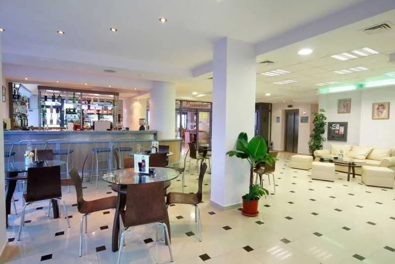 Lobby, Bijou, Bourgas