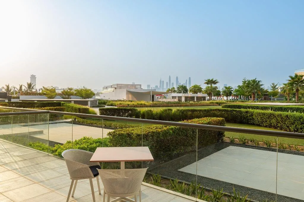 SUITE WITH KITCHENETTE Room, Th8 Palm Dubai Beach Resort Vignette Collection, Dubai