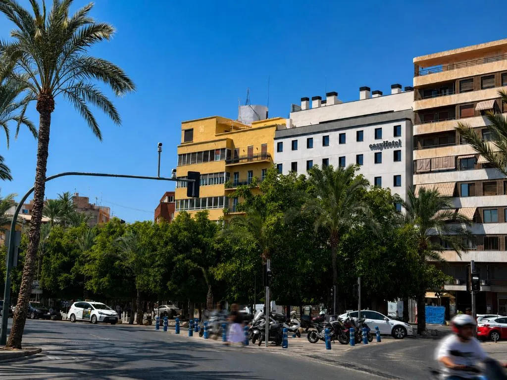 General view, easyHotel Alicante Centro, Costa Blanca