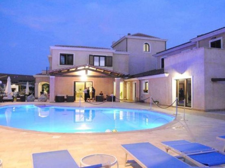 La Perla, Cagliari
