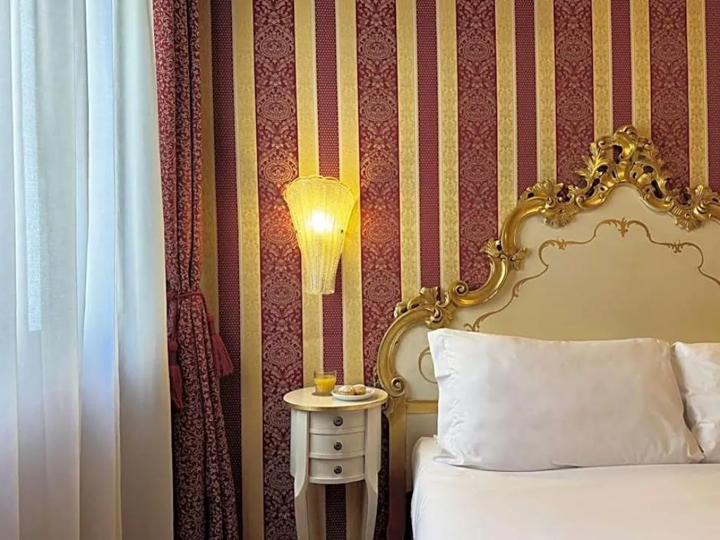Double or Twin STANDARD Room, Hotel Alcyone, Venice