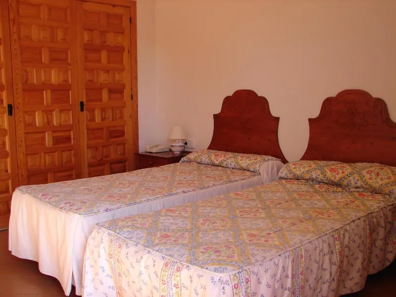 VILLA CAPACITY 3 ONE BEDROOM Room, Villa de Priego de Córdoba, Andalucia