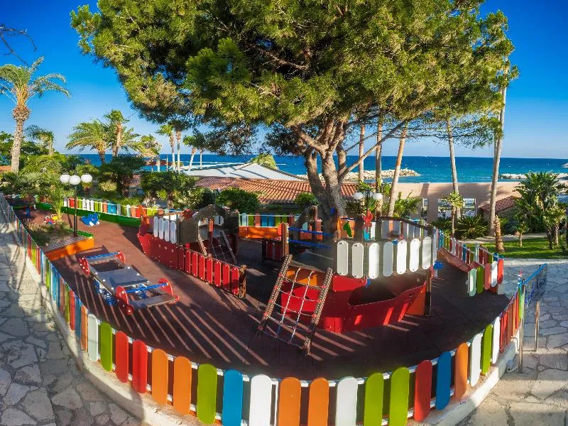 Sports and Entertainment, Amathus Beach Hotel Limassol, Cyprus