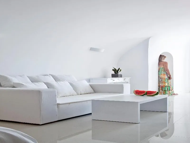 SUITE SEA VIEW Room, Katikies Chromata Santorini - The Leading Hotels, Santorini