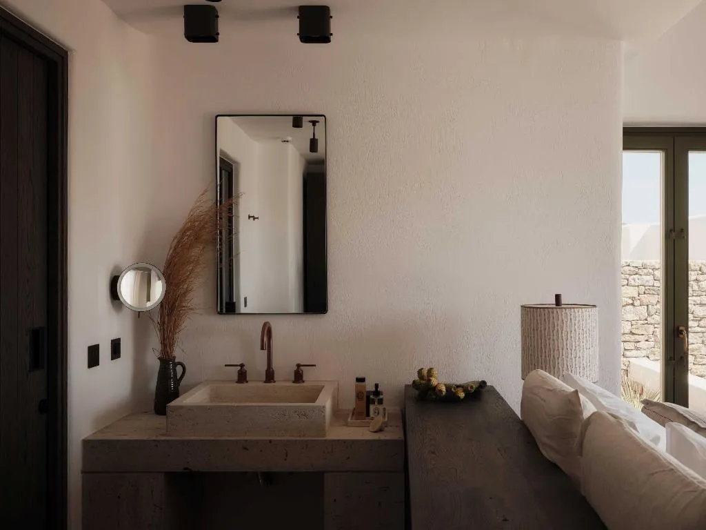 JUNIOR SUITE SEA VIEW WITH PRIVATE POOL Room, Armacaas Mykonos Hotel, Mykonos