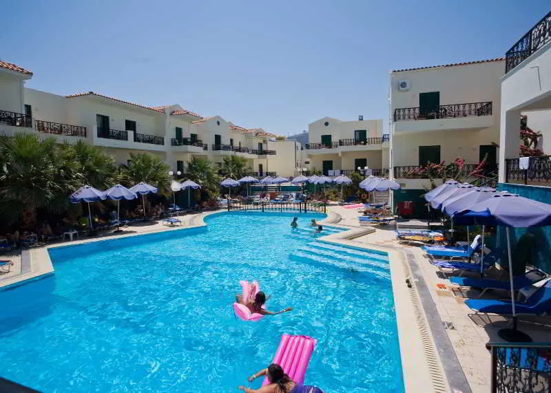 Pool, Diogenis Blue Palace, Crete