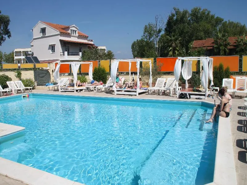 Room, Kavos Central, Corfu
