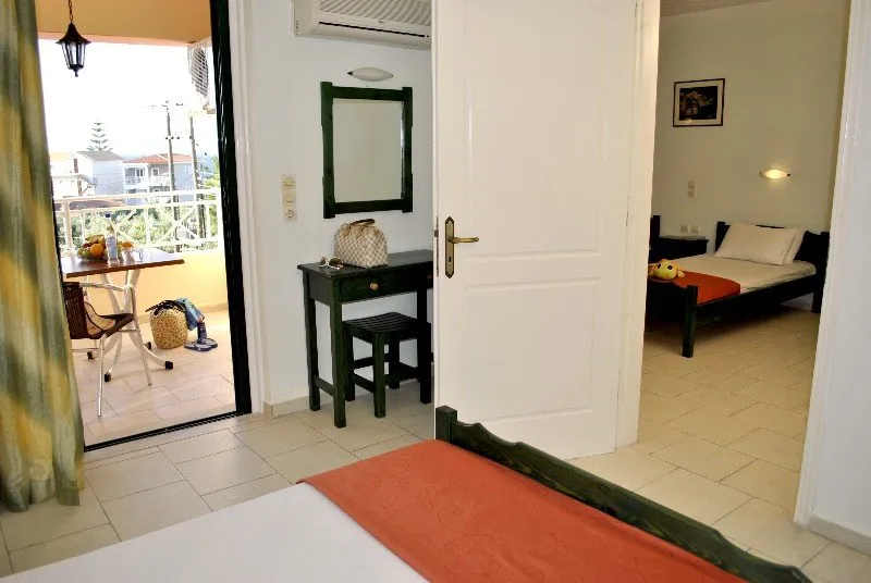 Room, Kozanos II, Zante