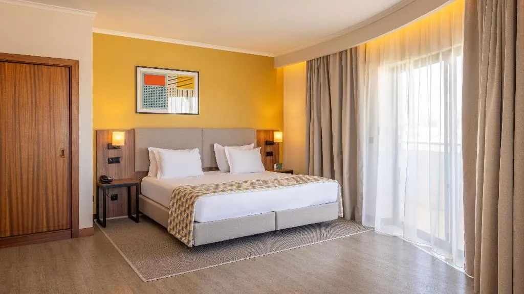 Double or Twin PREMIUM Room, Holiday Inn Algarve Albufeira, an IHG Hotel, Algarve