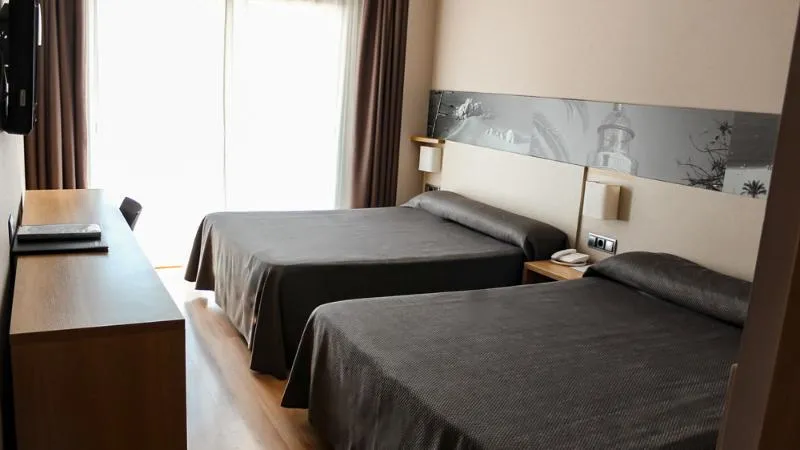 Double or Twin STANDARD Room, Hotel Bernat II, Costa Brava