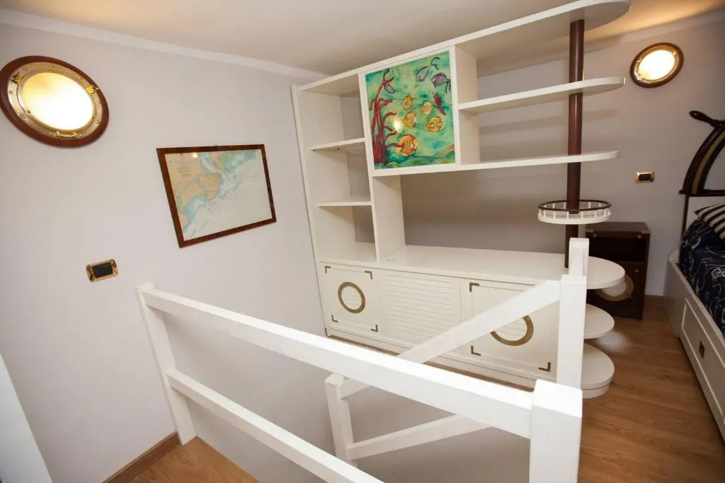 TRIPLE STANDARD Room, Hotel Ausonia, Naples