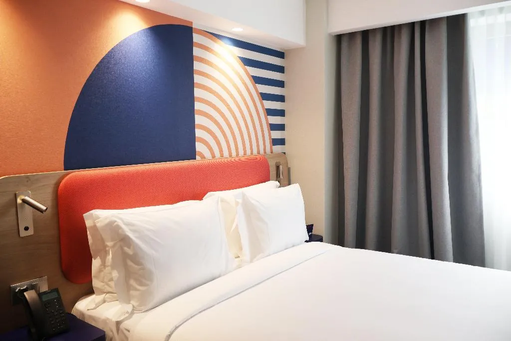 DOUBLE QUEEN SIZE BED Room, Holiday Inn Express Lisbon Principe Real, by IHG, Lisbon