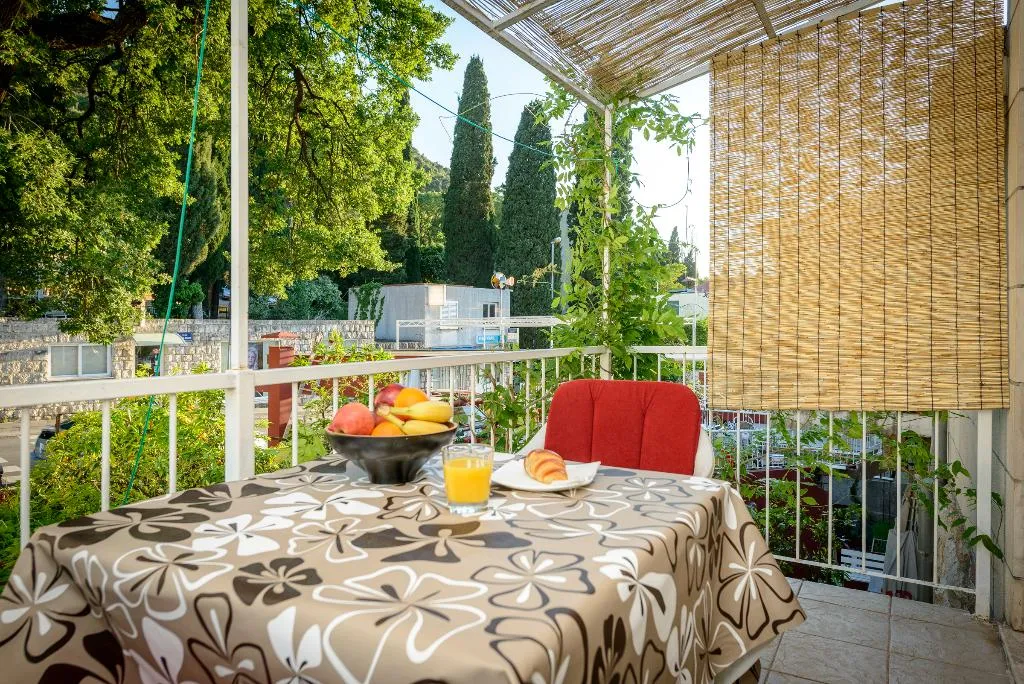APARTMENT CAPACITY 3 ONE BEDROOM Room, Villa Tolja, Dubrovnik