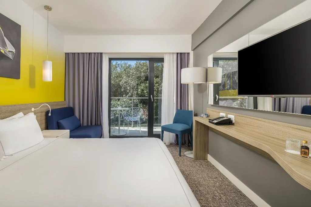 DOUBLE SUPERIOR WITH BALCONY Room, Park Plaza Arena Pula, Istria
