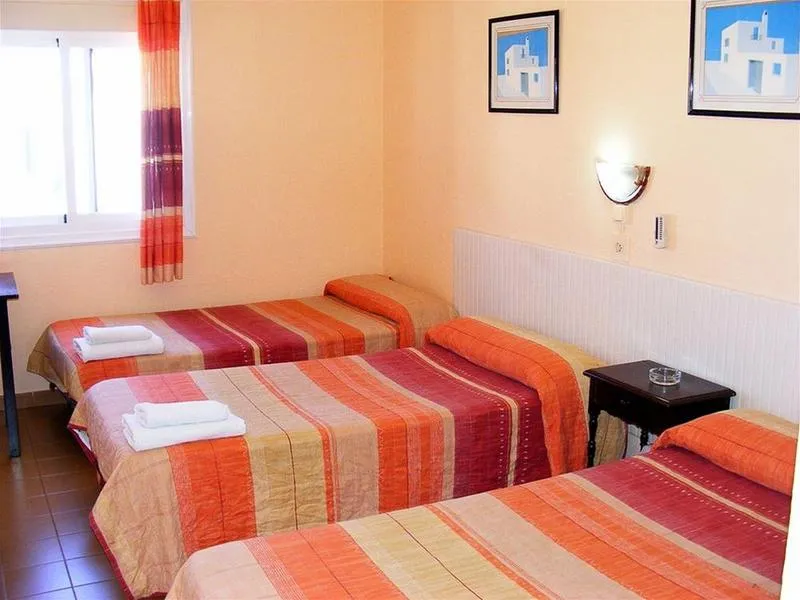 Room, Horizonte, Menorca