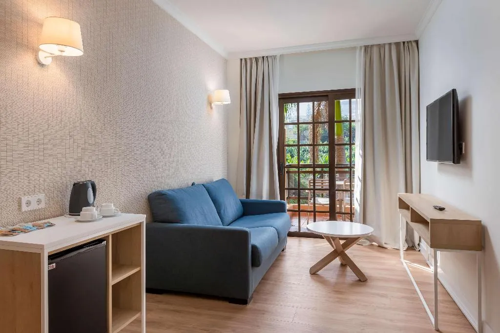 SUITE CAPACITY 3 Room, AluaSoul Orotava Valley, Tenerife