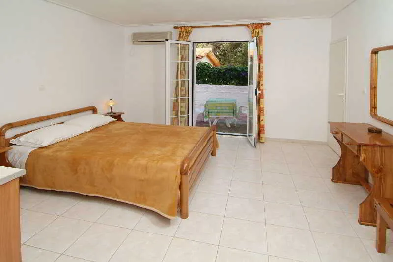 Room, Dimitris Studios, Kefallinia