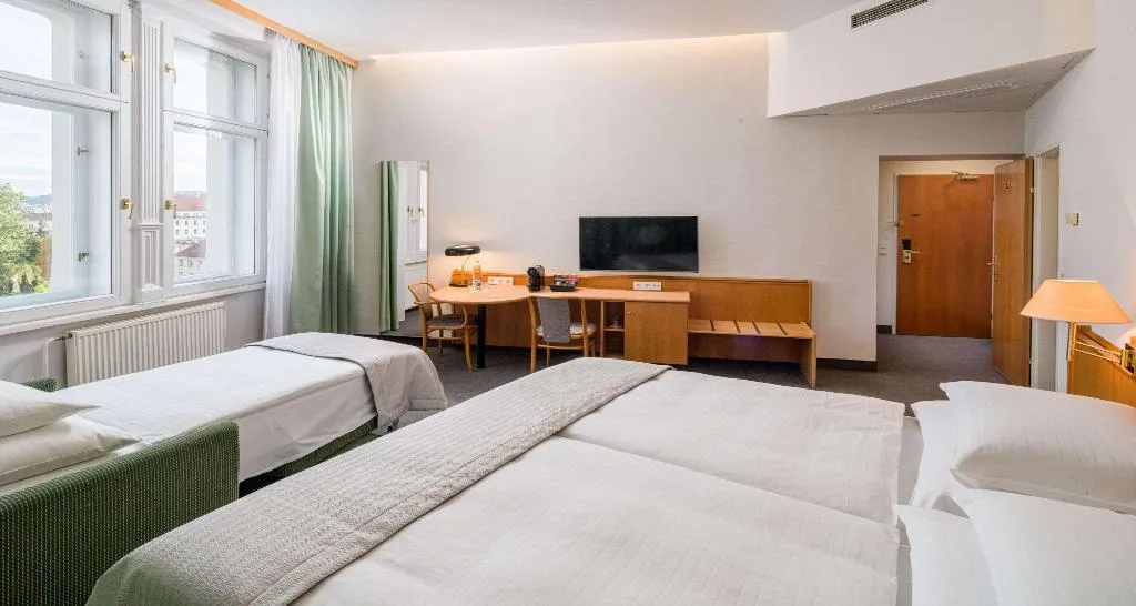 DOUBLE SUPERIOR Room, Best Western Hotel Moran, Prague